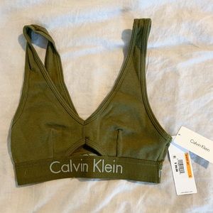 Calvin Klein Sports Bra